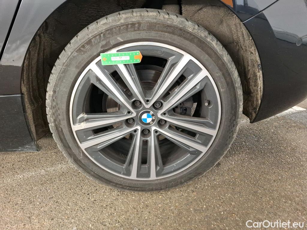  Bmw  Serie 1 BMW Série 1 / 2019 / 5P / Berline 1.5 116D DKG7 Business Design #28