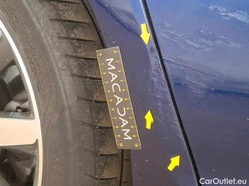  Audi  A4 AUDI  Avant / 2019 / 5P / Break 40 TFSI ultra 204 S tronic Avus #3