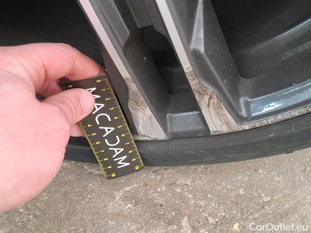  Bmw  Serie 1 Série 1 Berline 120 d xDrive M Sport 2.0 190CV BVA8 E6d #30