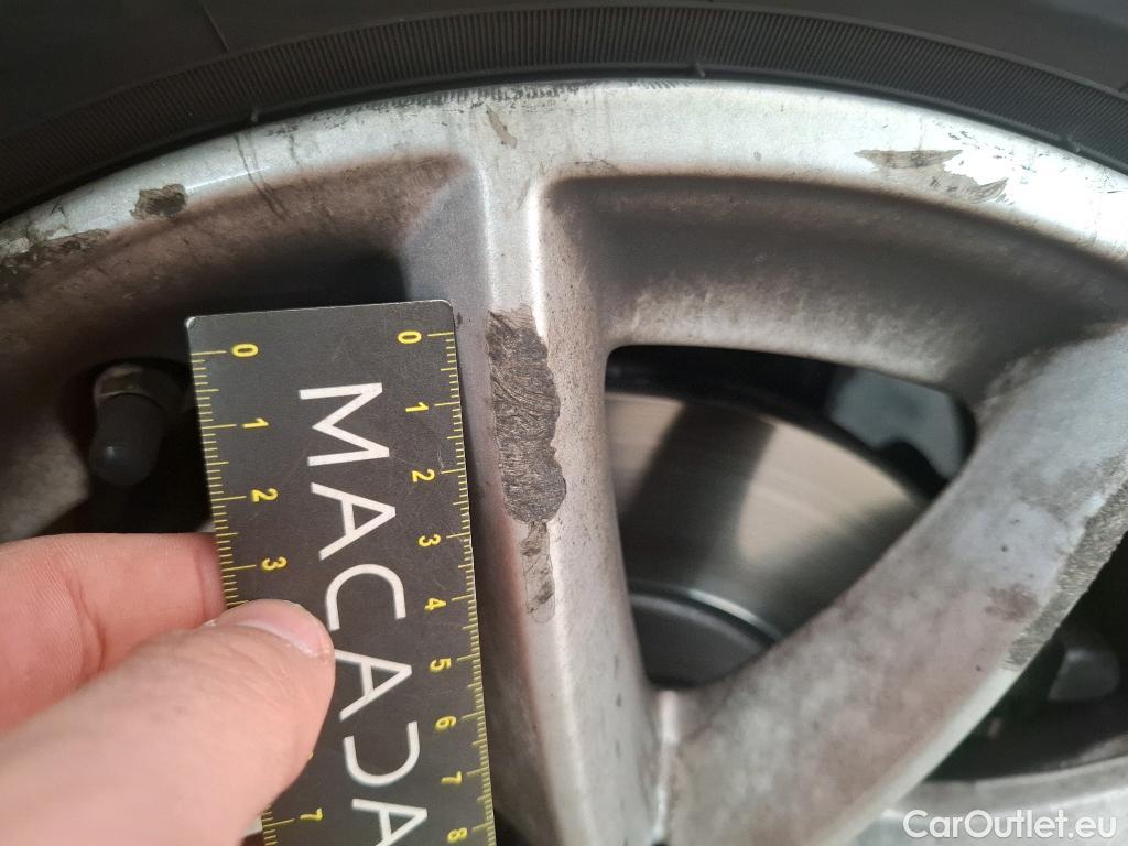  Bmw  Serie 2 Série 2 Active Tourer 216d Lounge 1.5 115CV BVA7 E6d #25