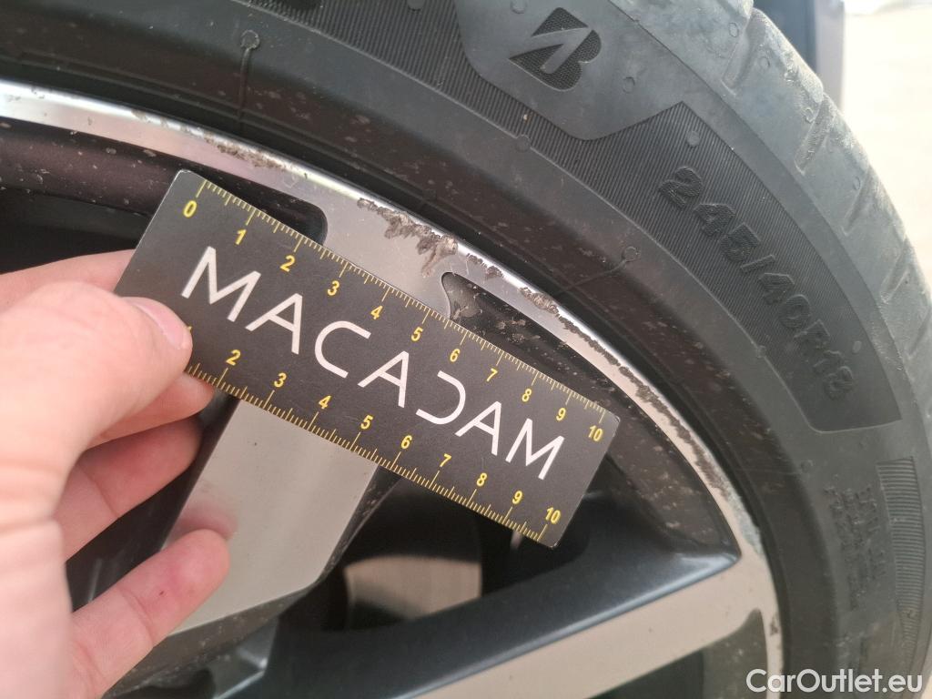  Audi  A4 AUDI  Avant / 2019 / 5P / Break 40 TFSI ultra 204 S tronic Avus #30