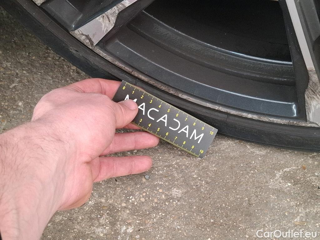  Bmw  Serie 1 Série 1 Berline 120 d xDrive M Sport 2.0 190CV BVA8 E6d #31