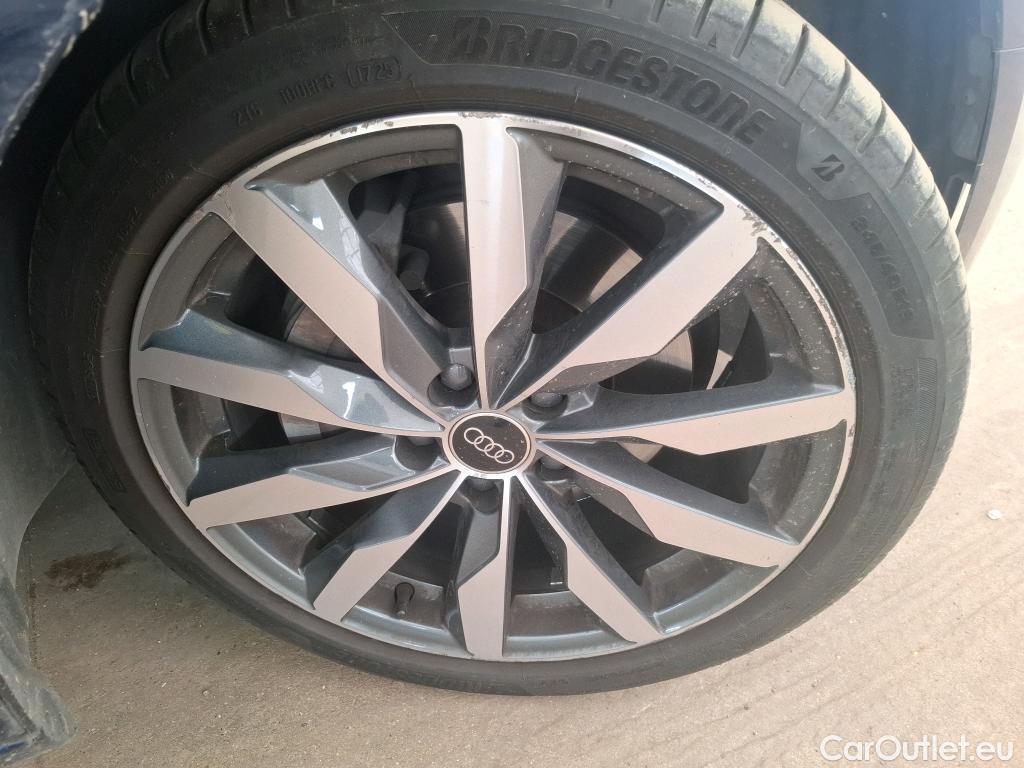  Audi  A4 AUDI  Avant / 2019 / 5P / Break 40 TFSI ultra 204 S tronic Avus #26