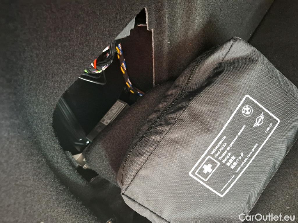  Bmw  Serie 1 Série 1 Berline 120 d xDrive M Sport 2.0 190CV BVA8 E6d #37