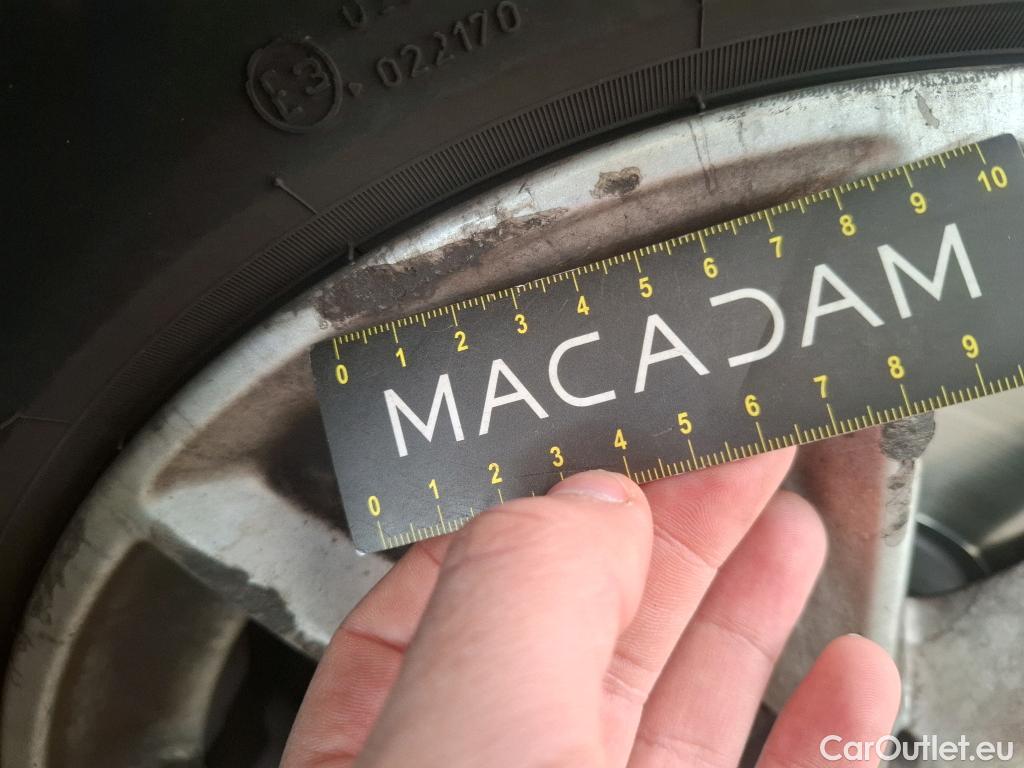  Bmw  Serie 2 Série 2 Active Tourer 216d Lounge 1.5 115CV BVA7 E6d #27