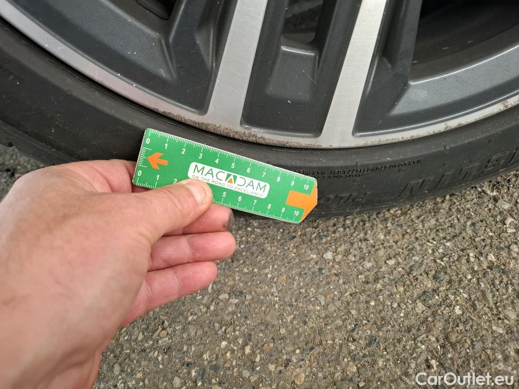  Bmw  Serie 1 BMW Série 1 / 2019 / 5P / Berline 1.5 116D DKG7 Business Design #15