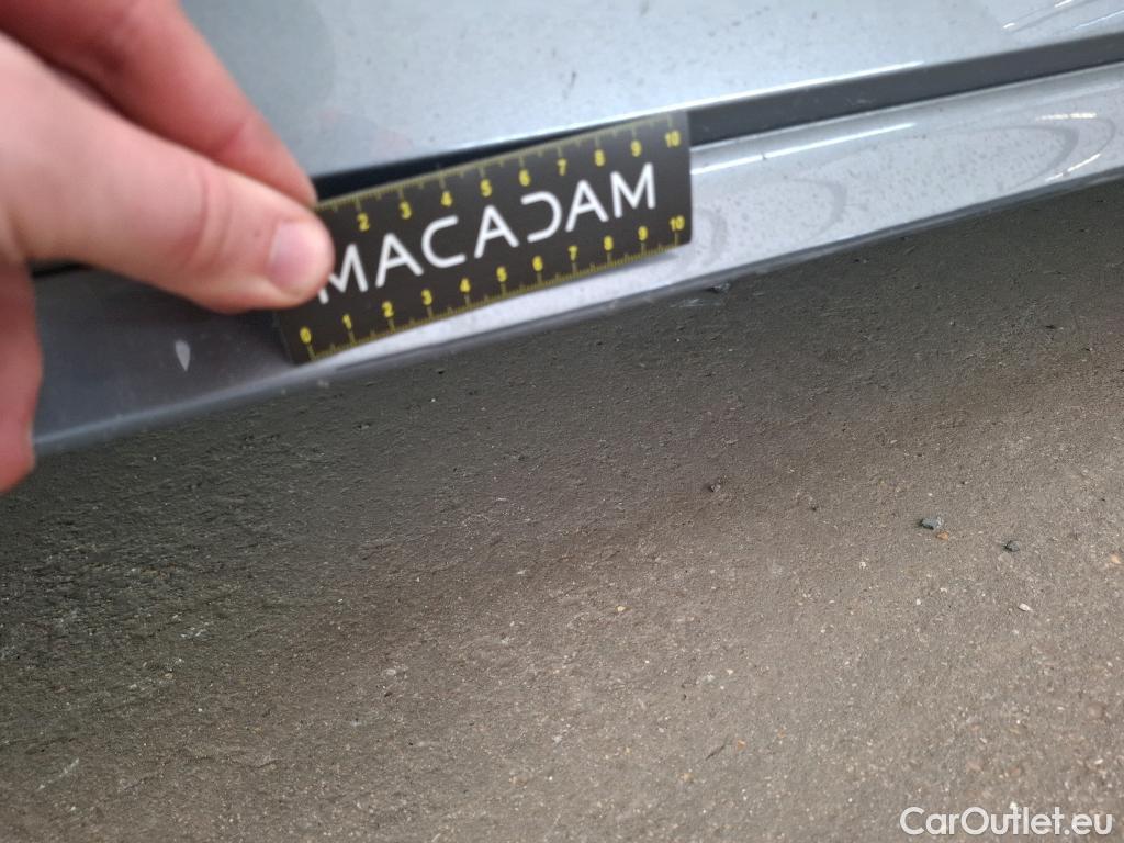  Bmw  Serie 1 Série 1 Berline 120 d xDrive M Sport 2.0 190CV BVA8 E6d #9