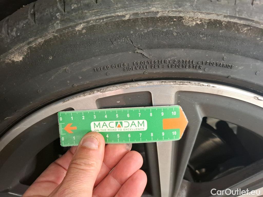  Bmw  Serie 1 BMW Série 1 / 2019 / 5P / Berline 1.5 116D DKG7 Business Design #20