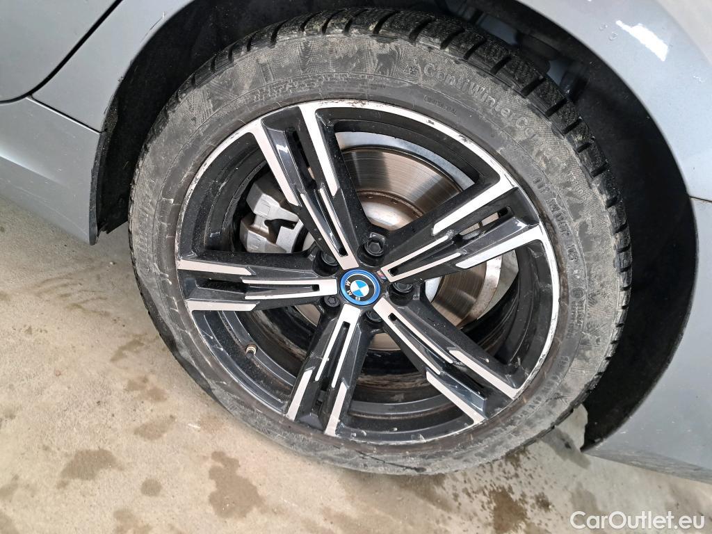  Bmw  Serie 3 BMW Série 3 Touring / 2022 / 5P / Break 320e 204ch M Sport BVA8 Hybride LOT BMW #9