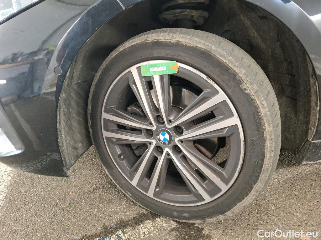  Bmw  Serie 1 BMW Série 1 / 2019 / 5P / Berline 1.5 116D DKG7 Business Design #8