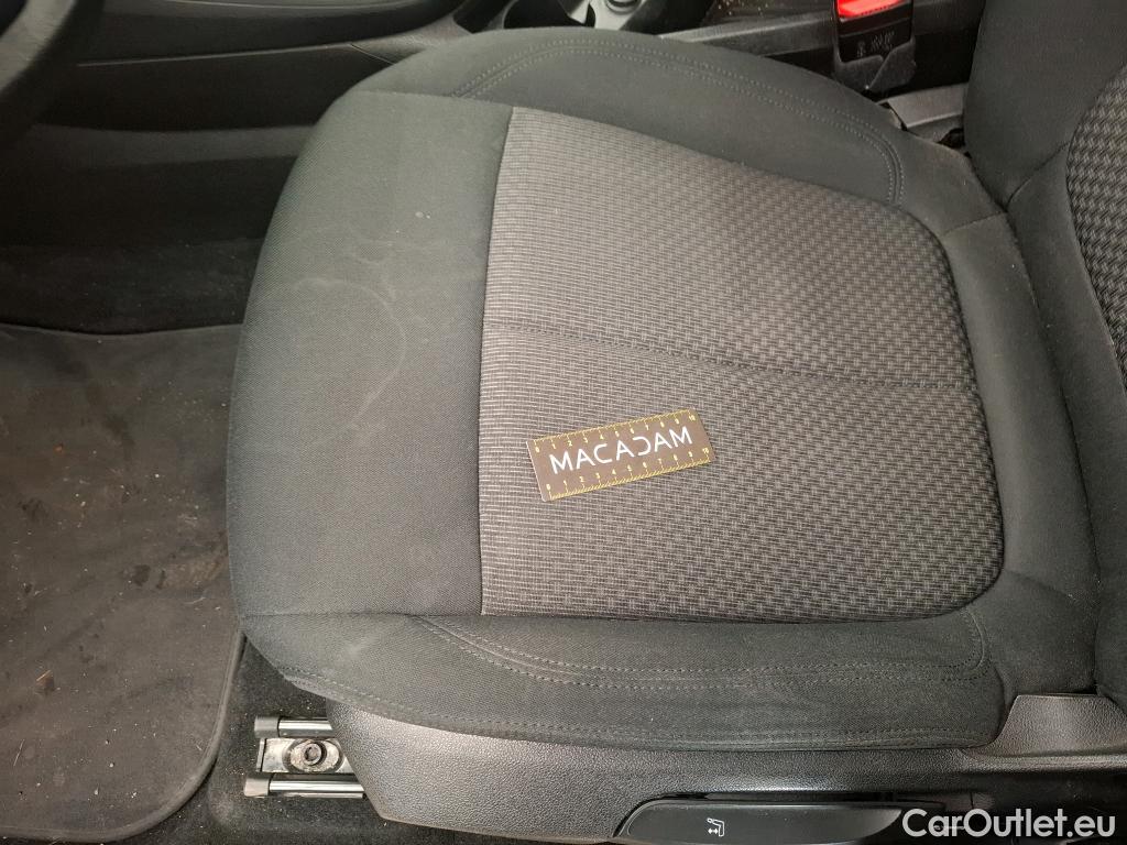  Bmw  Serie 2 Série 2 Active Tourer 216d Lounge 1.5 115CV BVA7 E6d #51