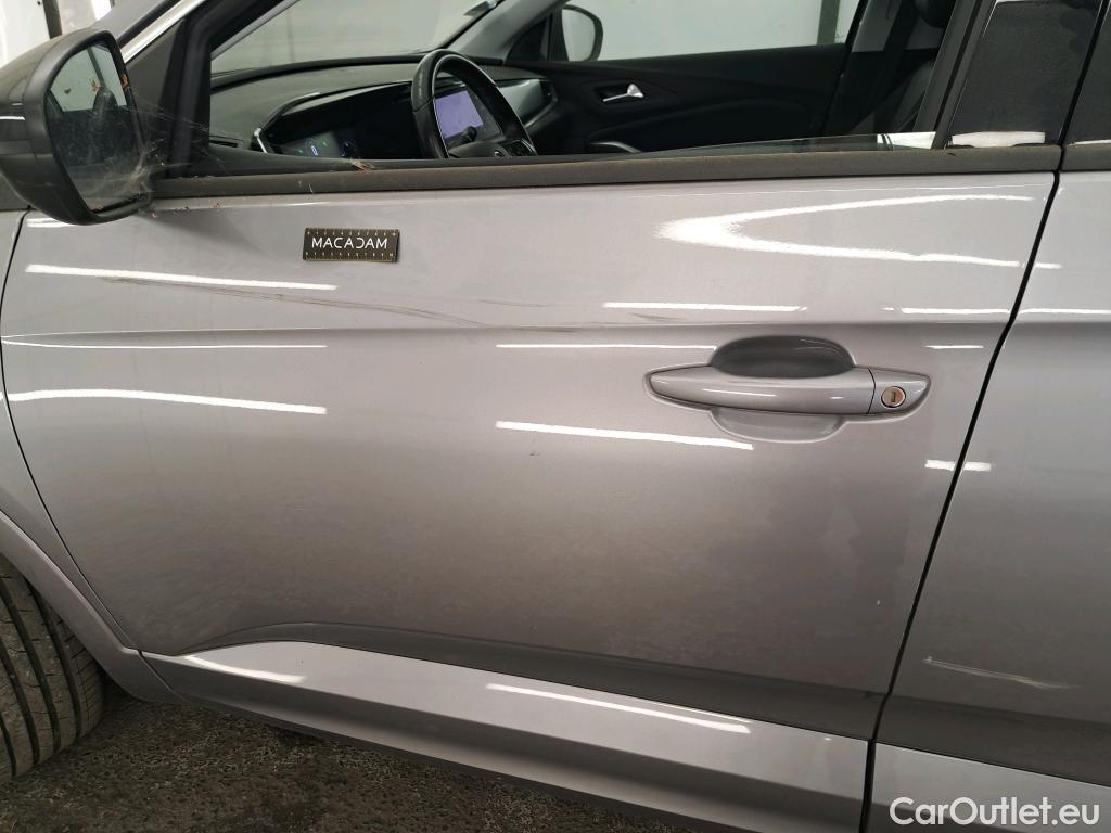  Opel   Grandland X Grandland X Business Elegance 1.5 130CV BVA8 E6d #36