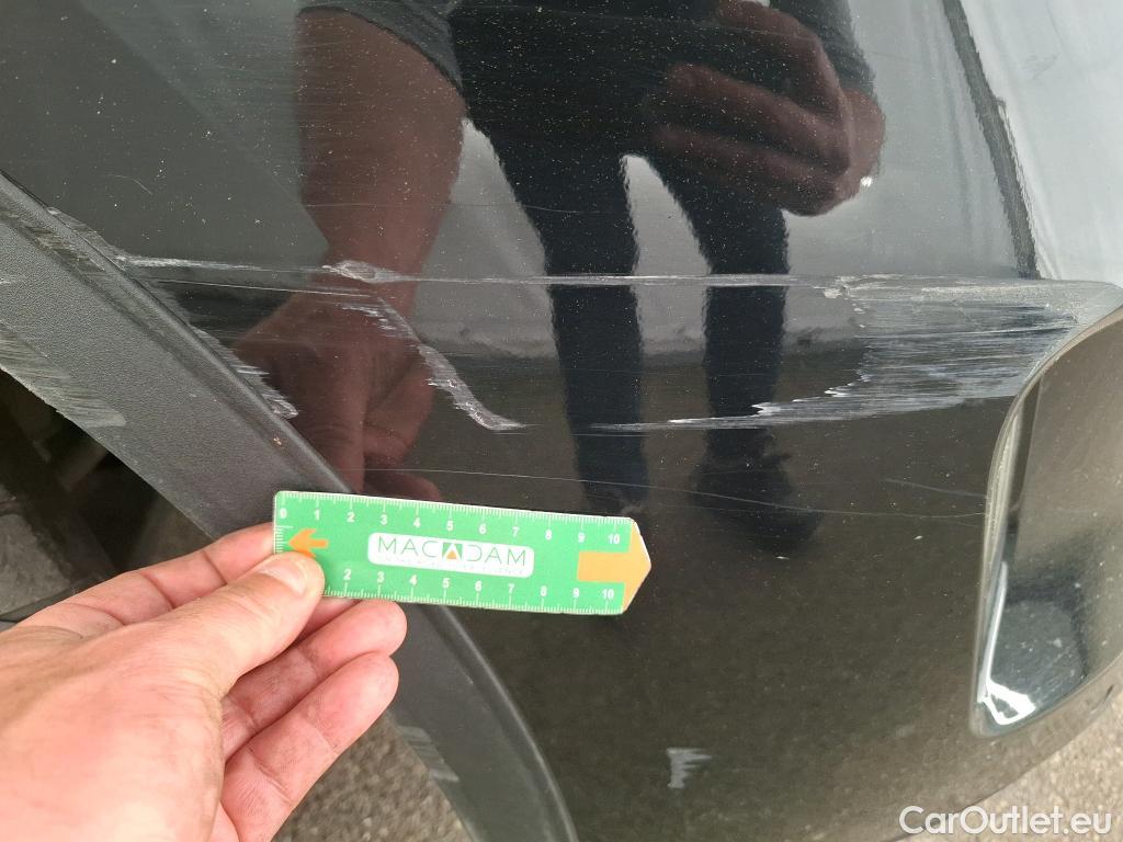  Ford  Kuga FORD  / 2019 / 5P / SUV 2.5 190 hybrid Flexifuel Pshift Titanium #2