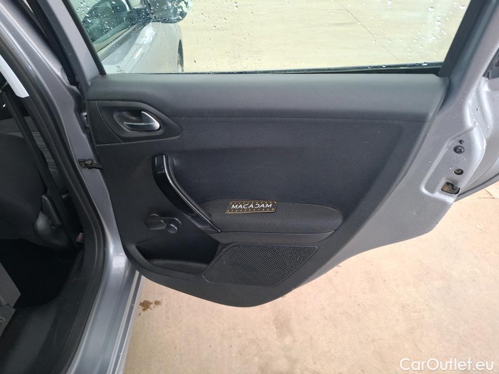  Peugeot  208  Affaire Premium Pack 1.5 HDi 100CV BVM5 E6dT #30