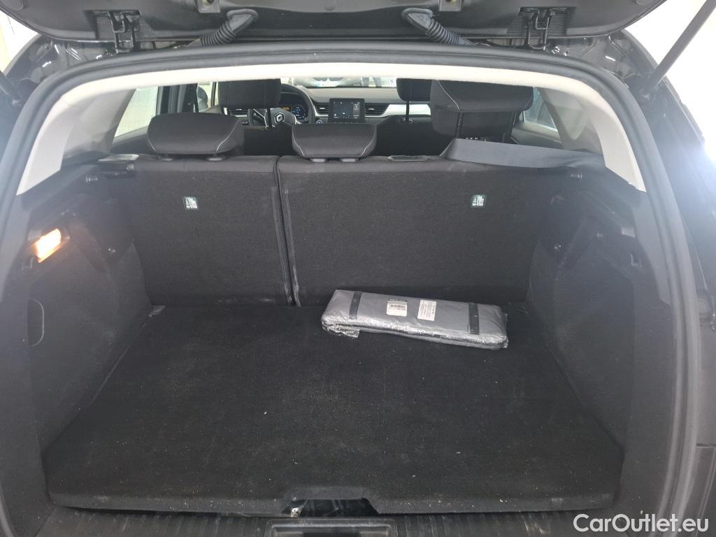  Renault  Captur RENAULT  / 2019 / 5P / SUV Business E-Tech hybride rechargeable 160 #1