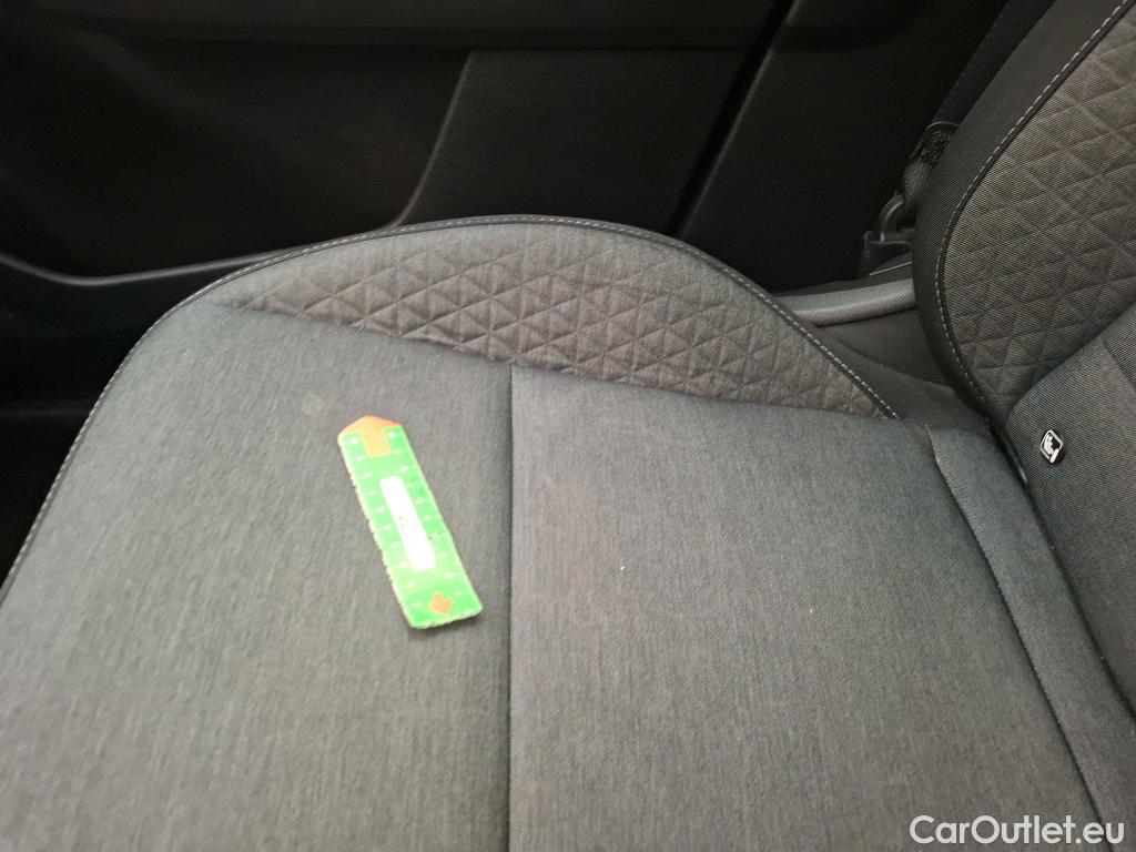  Renault  Captur RENAULT  / 2019 / 5P / SUV Business E-Tech hybride rechargeable 160 #30