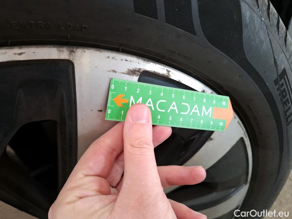  Mercedes  GLB MERCEDES-BENZ  / 2019 / 5P / SUV  200 Business Line #8