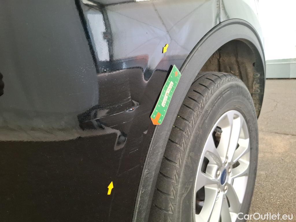  Ford  Kuga FORD  / 2019 / 5P / SUV 2.5 190 hybrid Flexifuel Pshift Titanium #15