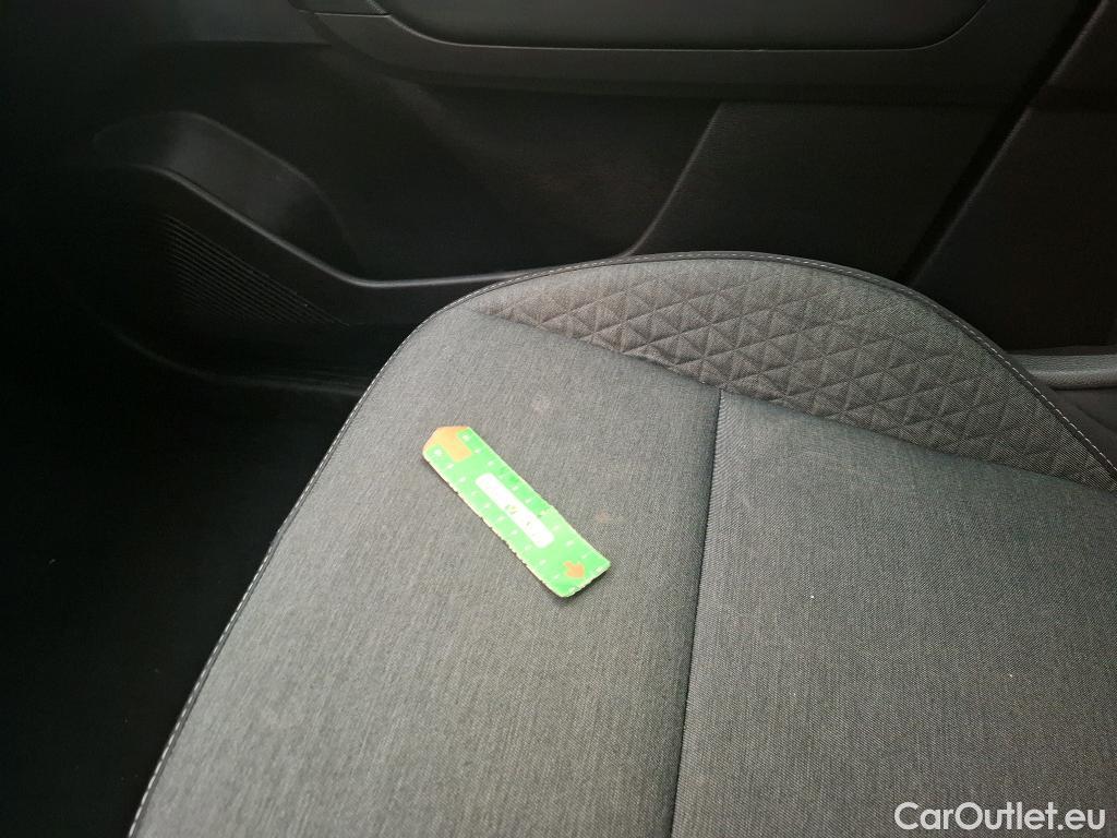  Renault  Captur RENAULT  / 2019 / 5P / SUV Business E-Tech hybride rechargeable 160 #29