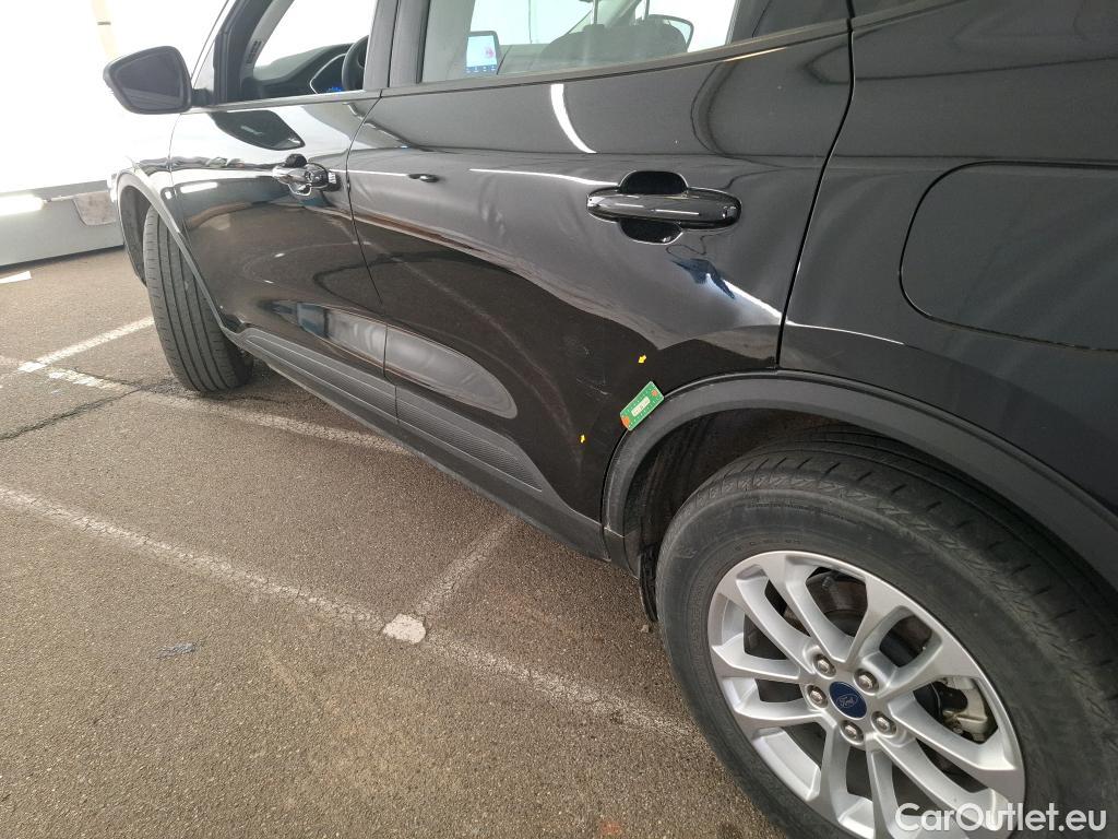  Ford  Kuga FORD  / 2019 / 5P / SUV 2.5 190 hybrid Flexifuel Pshift Titanium #13