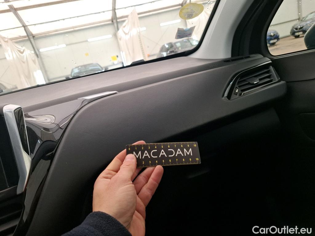  Peugeot  208  Affaire Premium Pack 1.5 HDi 100CV BVM5 E6dT #28