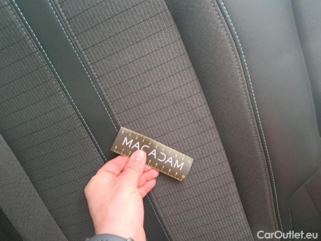  Peugeot  2008  Allure Business 1.5 HDi 110CV BVM6 E6d #19