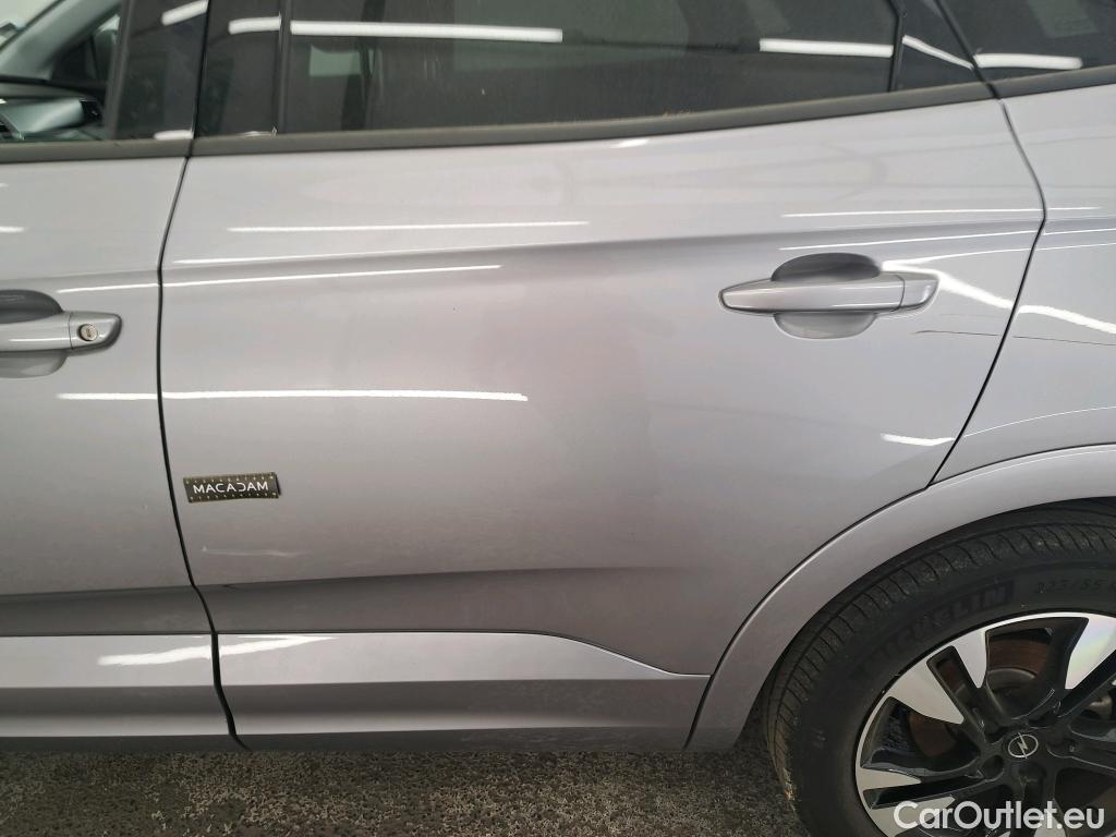  Opel   Grandland X Grandland X Business Elegance 1.5 130CV BVA8 E6d #9