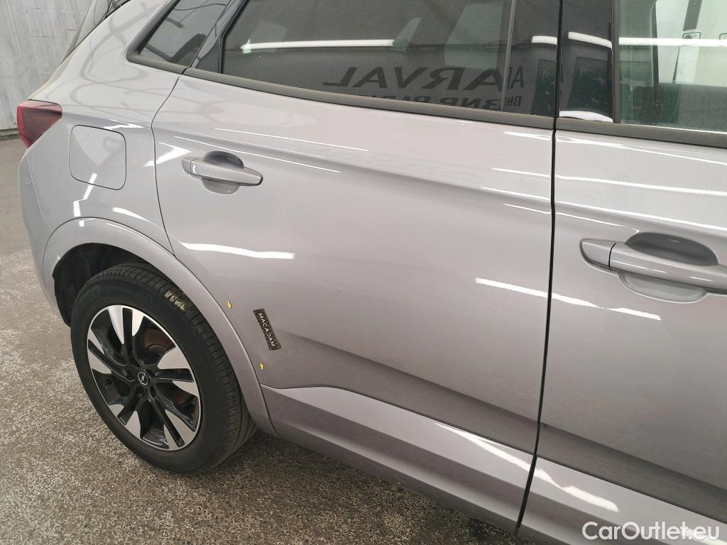  Opel   Grandland X Grandland X Business Elegance 1.5 130CV BVA8 E6d #5