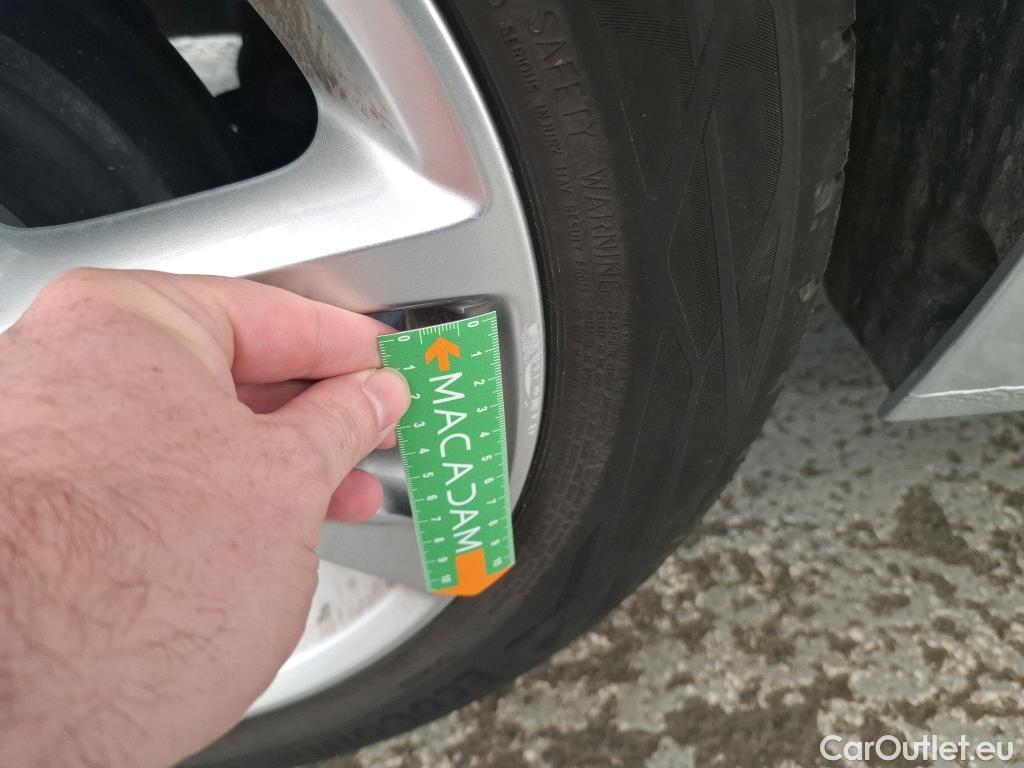  Opel  Corsa  F Elegance Business 1.2 Turbo 100CV BVM6 E6d #24