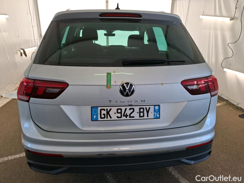  Volkswagen  Tiguan VOLKSWAGEN  / 2020 / 5P / SUV 2.0 TDI 150 DSG7 Life Business #1
