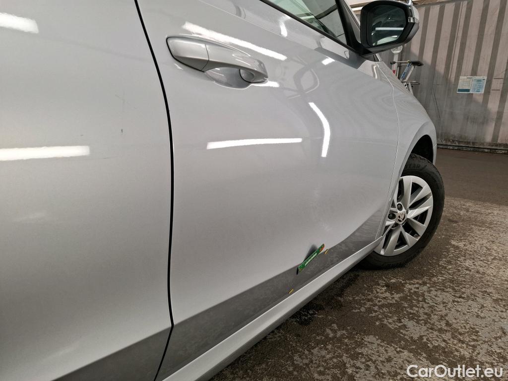  Skoda  Fabia  Ambition 1.0 MPI 80CV BVM5 E6d #1