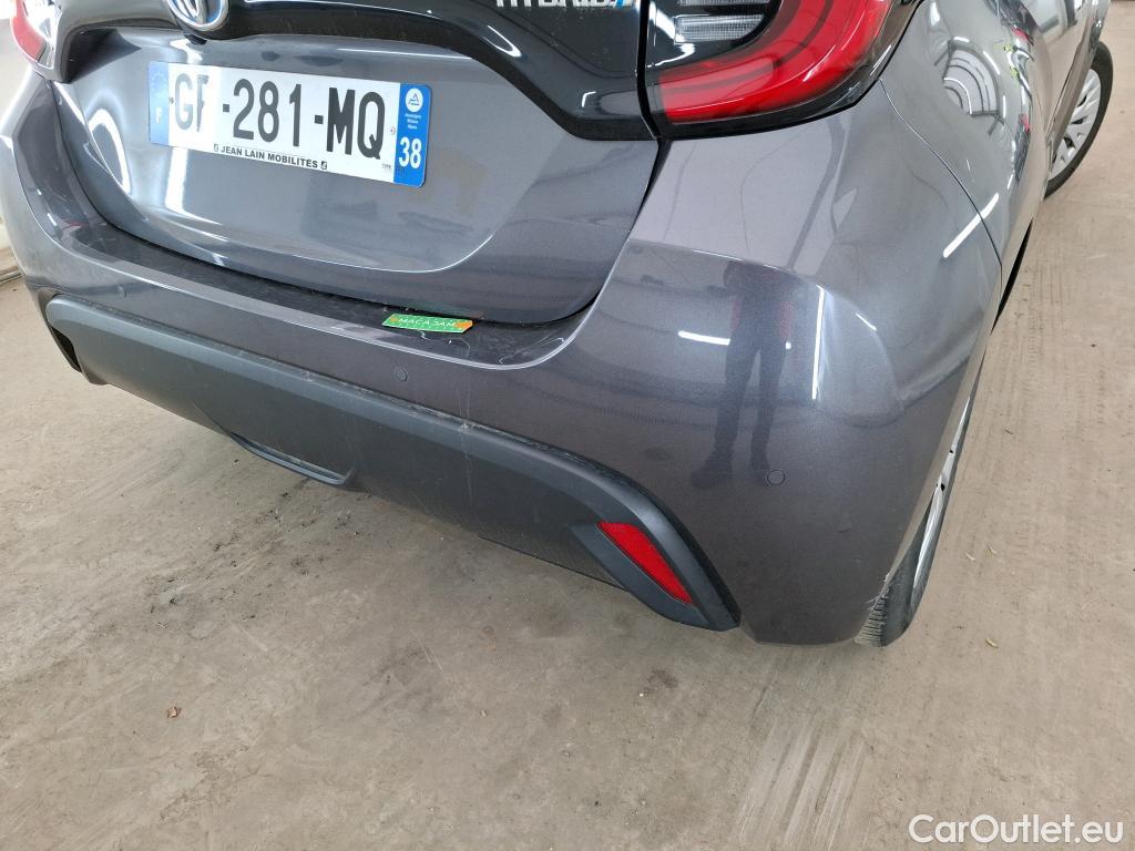  Toyota  Yaris TOYOTA  Hybride / 2019 / 5P / Berline Hybride 116h Dynamic Business Beyond Zer #1