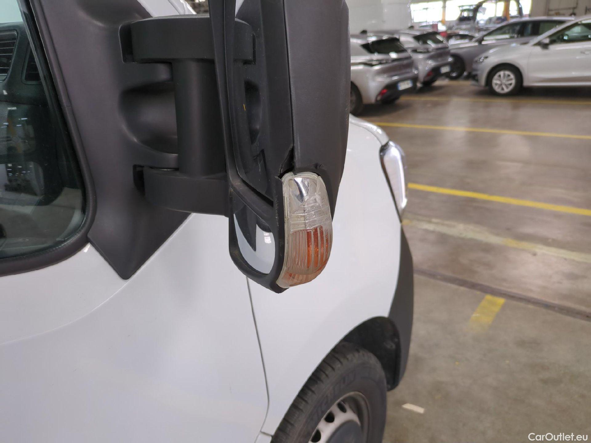  Renault  Master RENAULT  SC / 2019 / 2P / Châssis cabine CC Tr CF F3500 L3 Blue dCi 145 EVIE #3