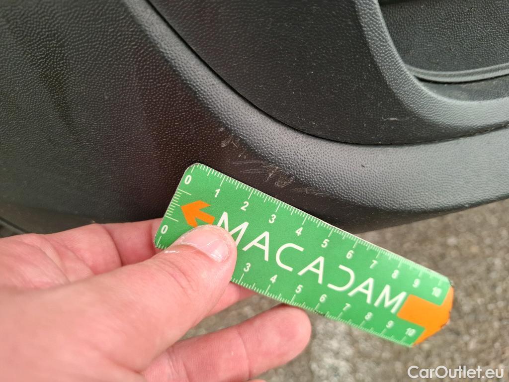  Volkswagen  Tiguan VOLKSWAGEN  / 2020 / 5P / SUV 2.0 TDI 150 DSG7 Life Business #29