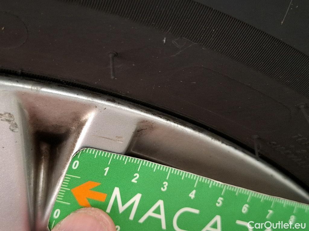  Volkswagen  Tiguan VOLKSWAGEN  / 2020 / 5P / SUV 2.0 TDI 150 DSG7 Life Business #21