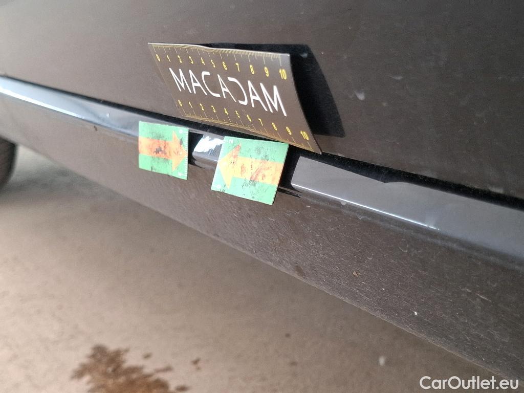  Volkswagen  Golf  VOLKSWAGEN / 2020 / 5P / Berline 2.0 TDI SCR 115 DSG7 LIFE SOCI BUSINESS #8