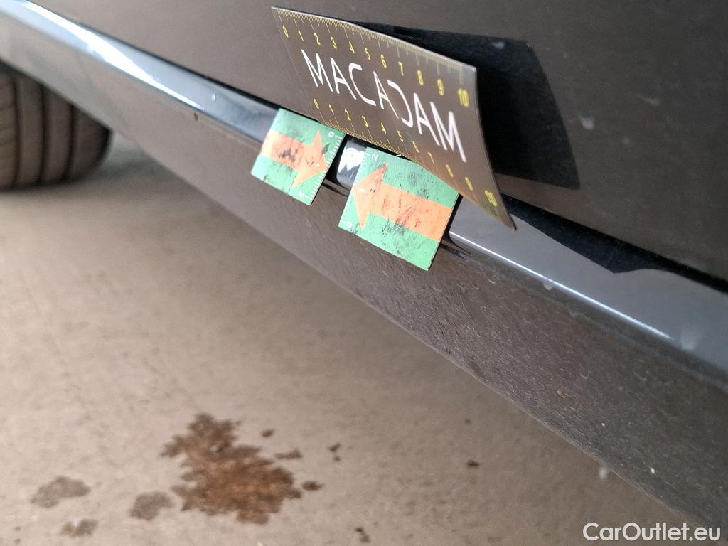  Volkswagen  Golf  VOLKSWAGEN / 2020 / 5P / Berline 2.0 TDI SCR 115 DSG7 LIFE SOCI BUSINESS #7