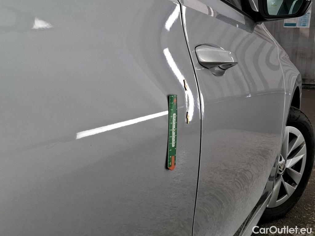  Skoda  Fabia  Ambition 1.0 MPI 80CV BVM5 E6d #8