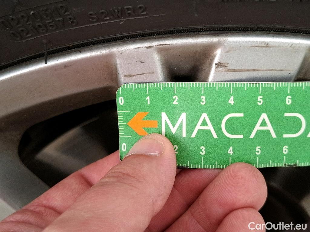  Volkswagen  Tiguan VOLKSWAGEN  / 2020 / 5P / SUV 2.0 TDI 150 DSG7 Life Business #18