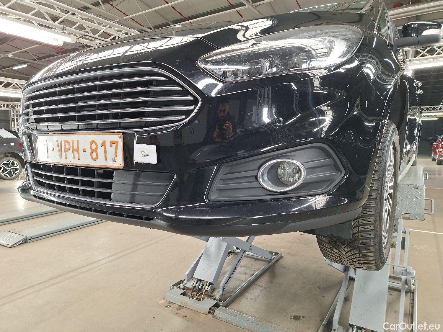  Ford  S-Max Ford,  '15, Ford  1.5i EcoBoost 121kW S/S Titanium 5d #7