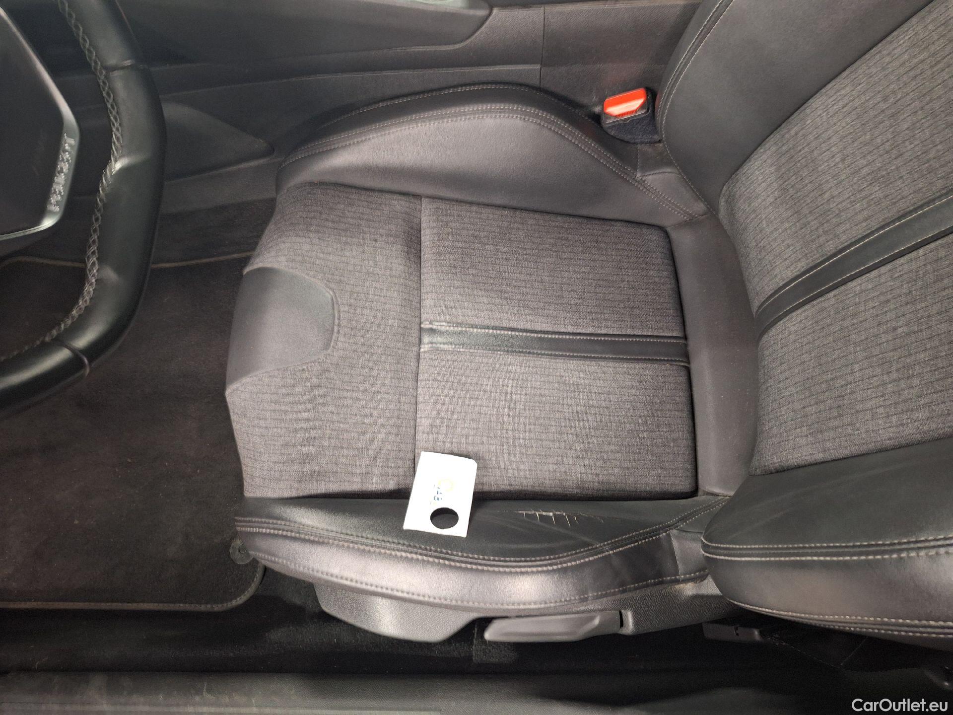  Peugeot  508 Peugeot,  SW '18, Peugeot  SW 1.5 BlueHDi 130 S&S EAT8 Allure 5d #26