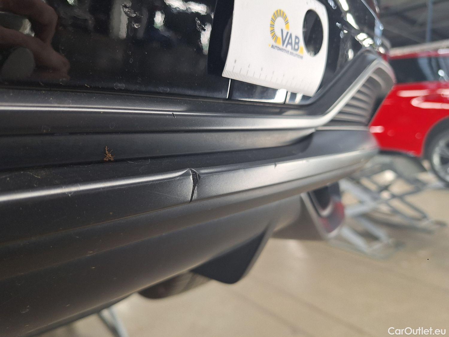  Audi  Q3 Audi,  '18, Audi  35 TDI S tronic S line Business Edition 5d #18