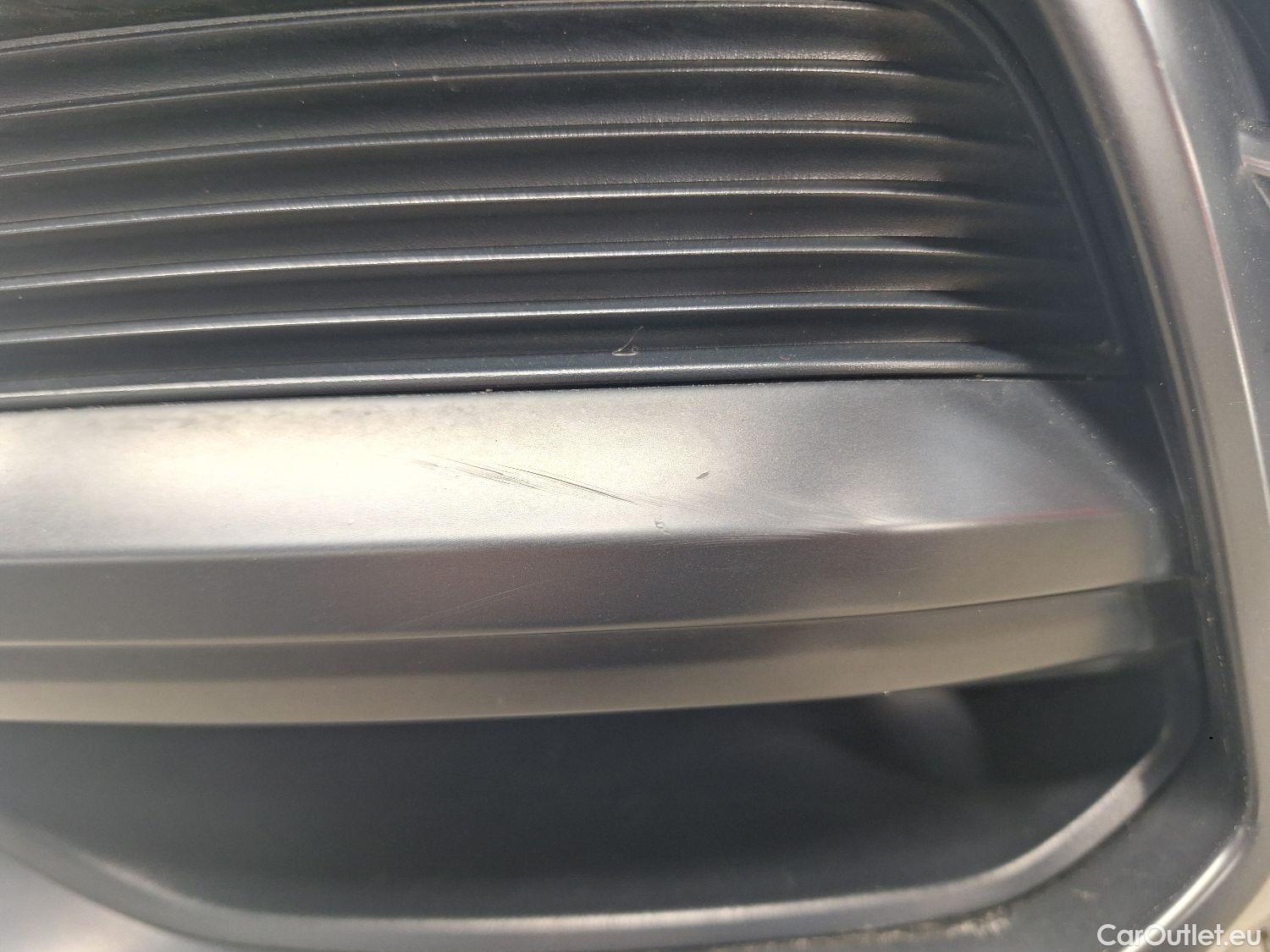  Audi  Q3 Audi,  '18, Audi  35 TDI S tronic S line Business Edition 5d #20