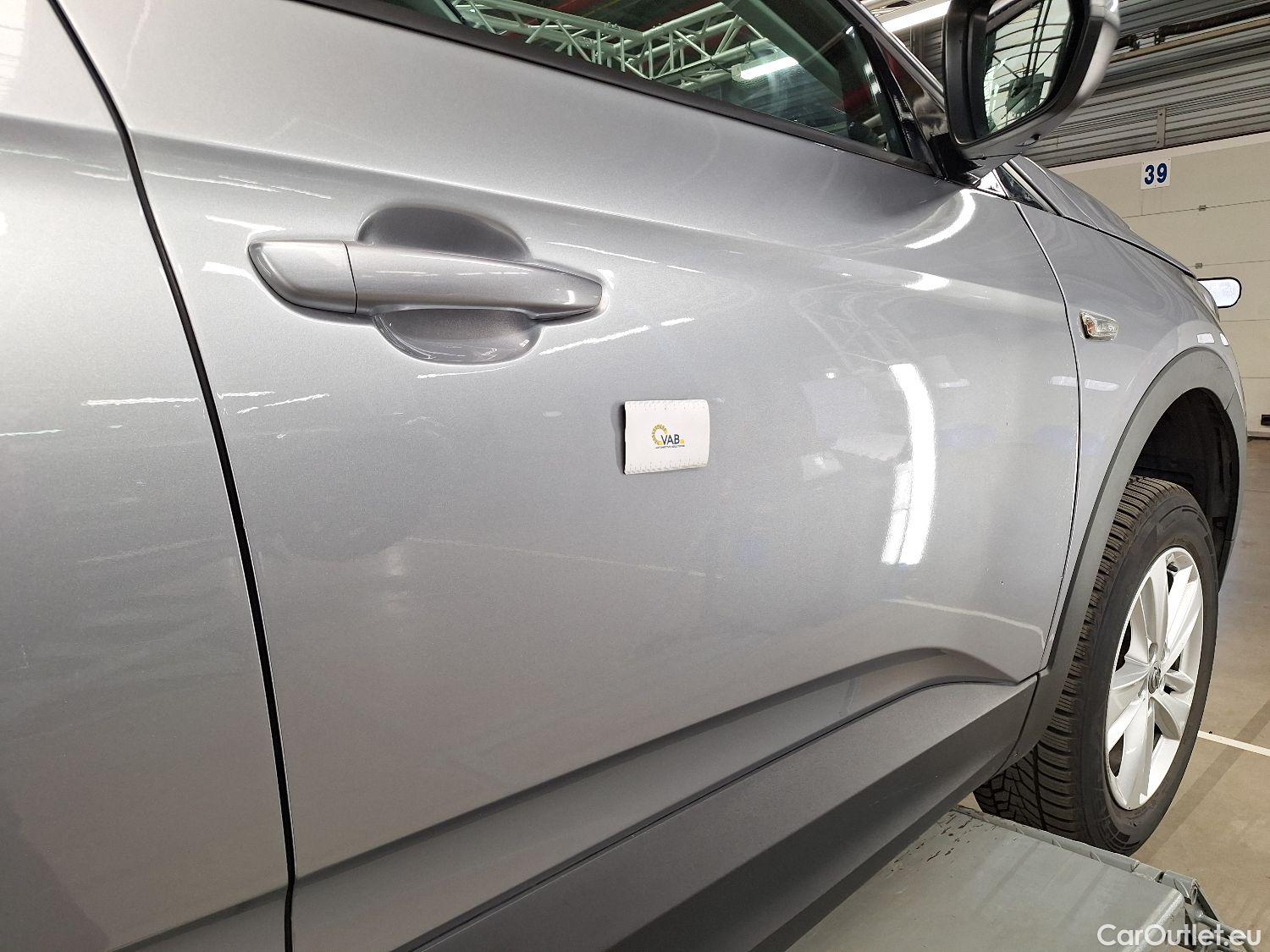  Opel   Grandland X Opel, '17, Opel 1.5 Turbo D D S/S AT8 Edition 5d #80