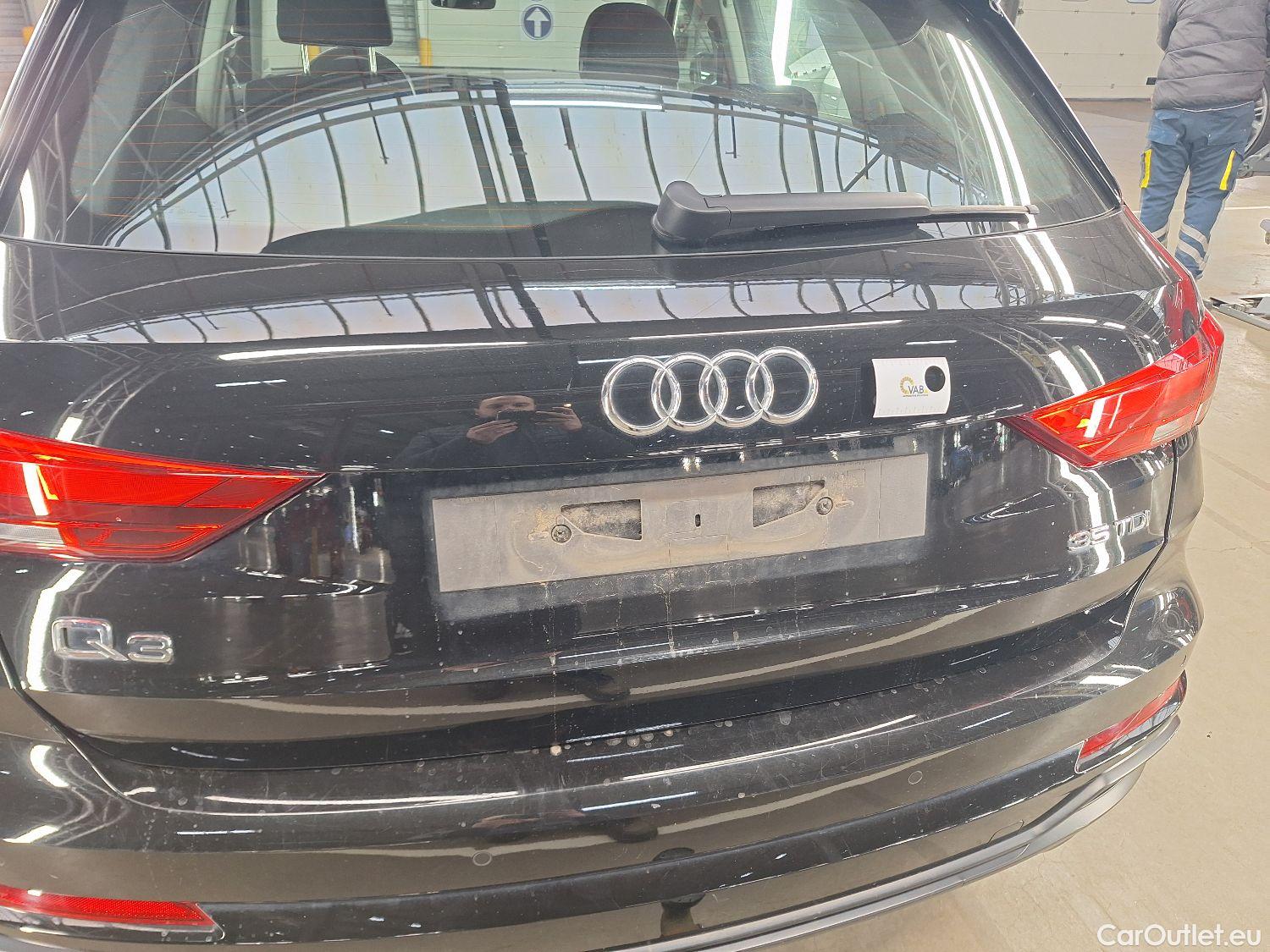  Audi  Q3 Audi,  '18, Audi  35 TDI S tronic S line Business Edition 5d #35