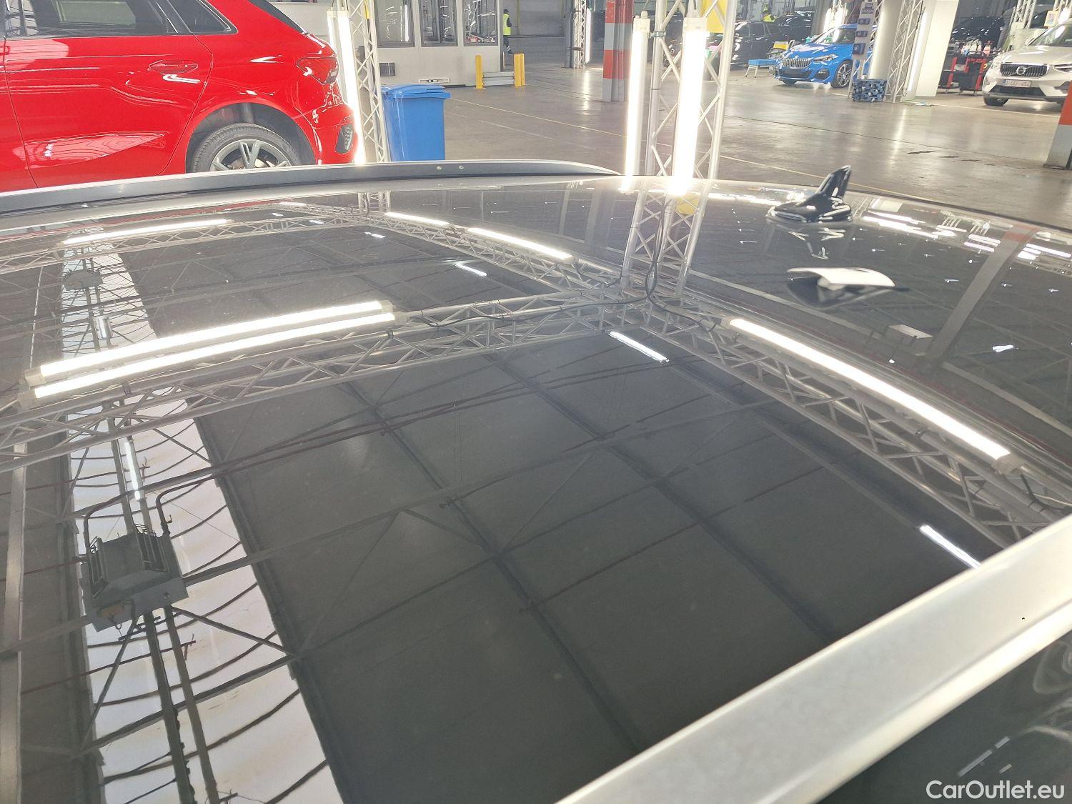  Audi  Q3 Audi,  '18, Audi  35 TDI S tronic S line Business Edition 5d #38