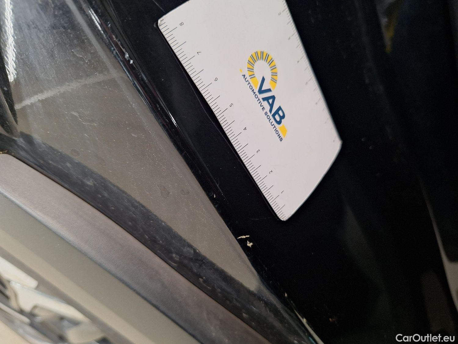  Citroen  C4 Citroën,  '20, Citroën  1.5 BlueHDi 130 S&S EAT8 Business Loung #40