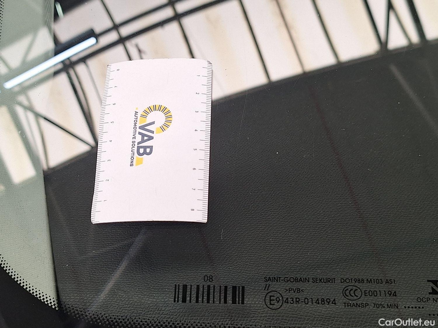  Citroen  C4 Citroën,  '20, Citroën  1.5 BlueHDi 130 S&S EAT8 Business Loung #51