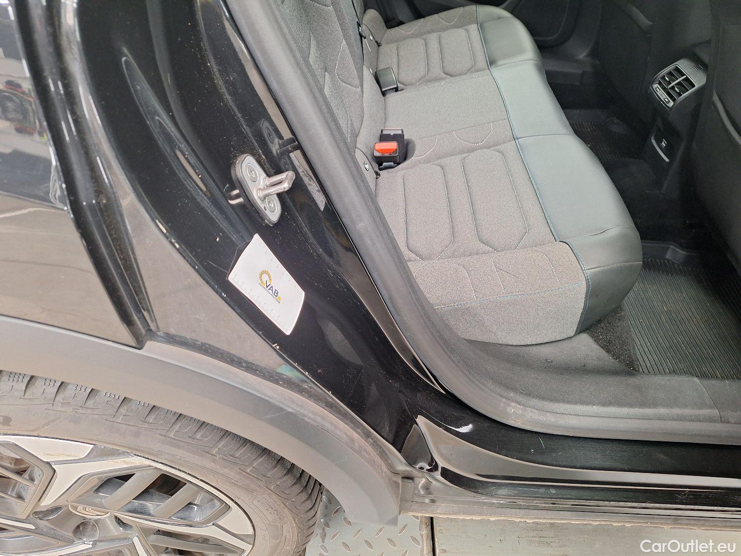  Citroen  C4 Citroën,  '20, Citroën  1.5 BlueHDi 130 S&S EAT8 Business Loung #39