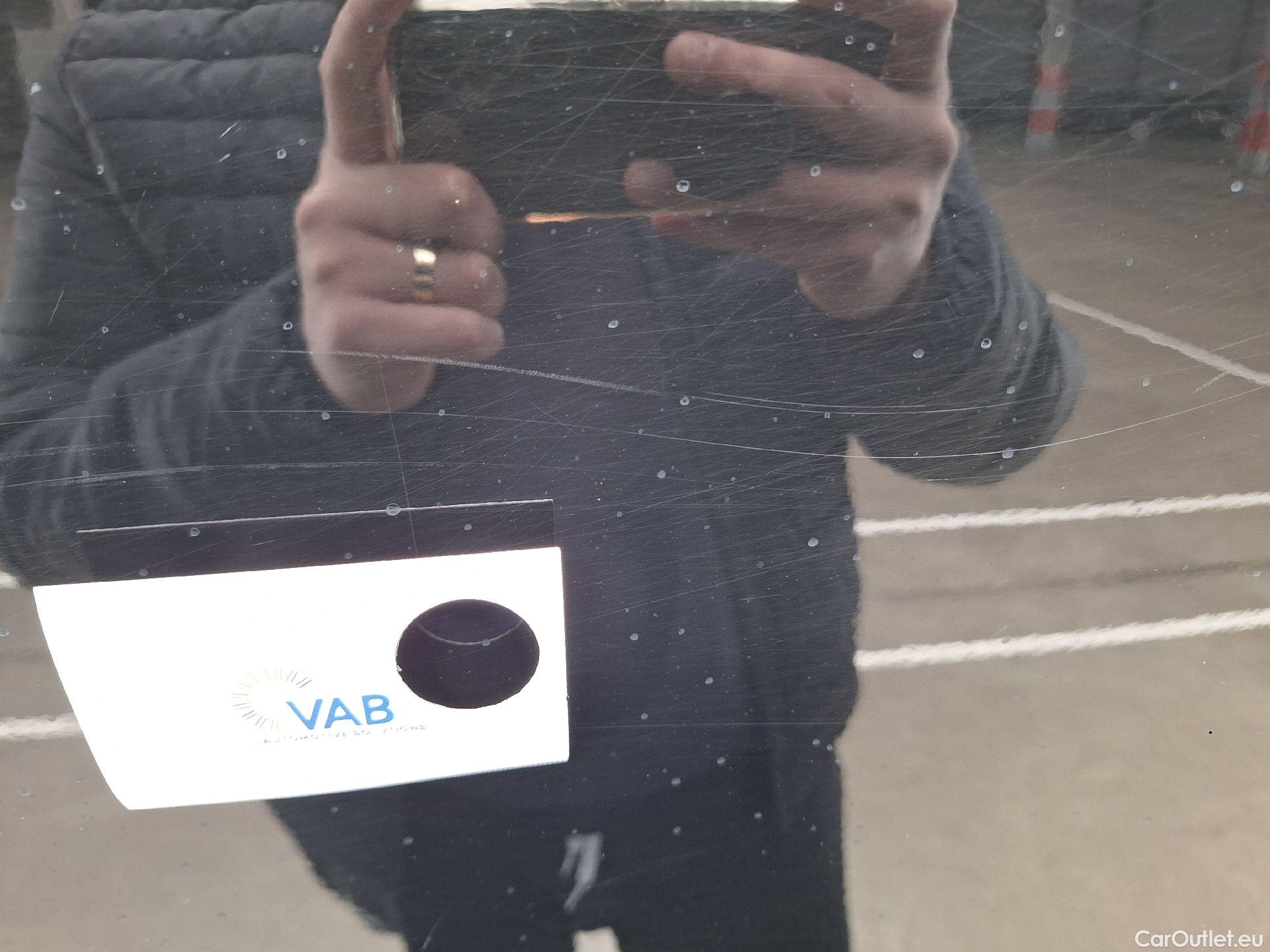  Peugeot  2008 Peugeot,  '19, Peugeot  1.5 BlueHDi 81kW S&S GT 5d #11